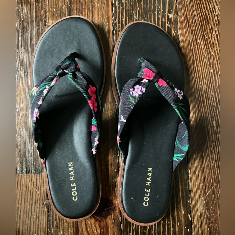Cole Haan Fiona Thong Slide Sandal Evening Floral Women’s 6 New in Box